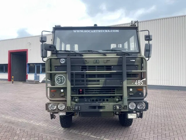DAF 3600 6x6 - Podvozek s kabinou: obrázek 2 DAF 3600 6x6 - Podvozek s kabinou: obrázek 2