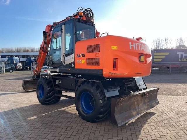 Hitachi ZX 140W-3 - Kolesové rýpadlo: obrázek 3 Hitachi ZX 140W-3 - Kolesové rýpadlo: obrázek 3