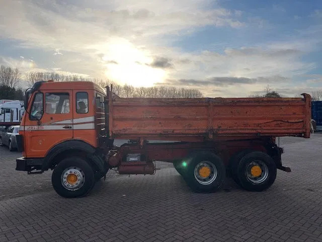 Mercedes-Benz AK 2635 6x4 V8 - Sklápěč: obrázek 3 Mercedes-Benz AK 2635 6x4 V8 - Sklápěč: obrázek 3
