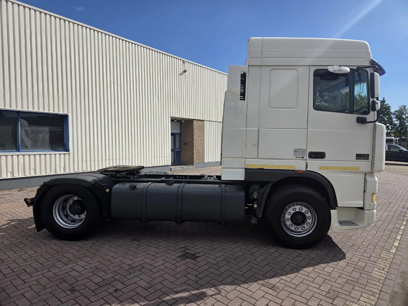 DAF XF 95.430 Manual gear Euro 3 - Tahač: obrázek 2 DAF XF 95.430 Manual gear Euro 3 - Tahač: obrázek 2