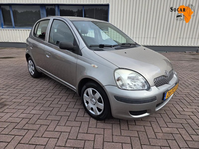 Toyota Yaris 1.3 VVT-i Idols 5drs - Hatchback: obrázek 1 Toyota Yaris 1.3 VVT-i Idols 5drs - Hatchback: obrázek 1