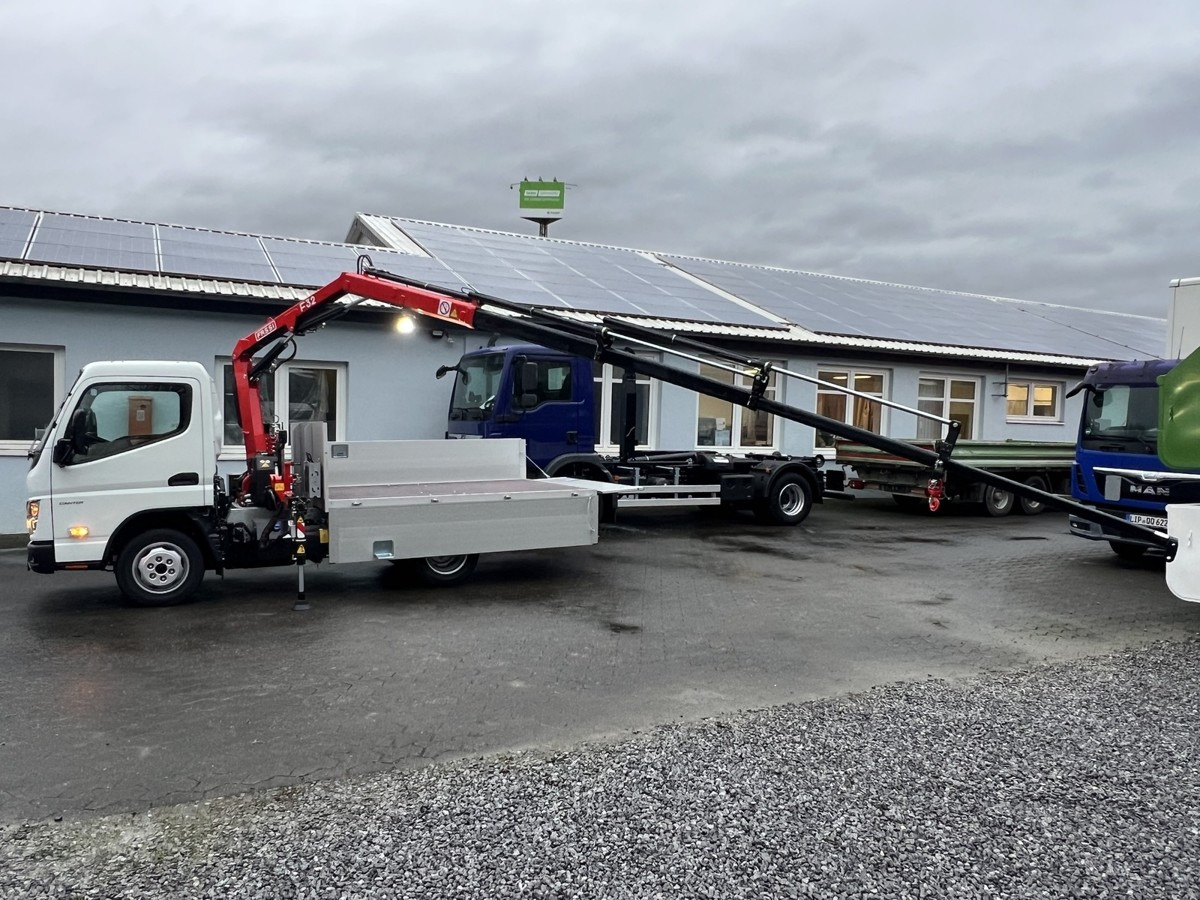 FUSO 3S15 Alu Pritsche 2.80m Ladekran Funk! sofort ve - Nákladní automobil valníkový/ Plošinový, Auto s hydraulickou rukou: obrázek 5 FUSO 3S15 Alu Pritsche 2.80m Ladekran Funk! sofort ve - Nákladní automobil valníkový/ Plošinový, Auto s hydraulickou rukou: obrázek 5