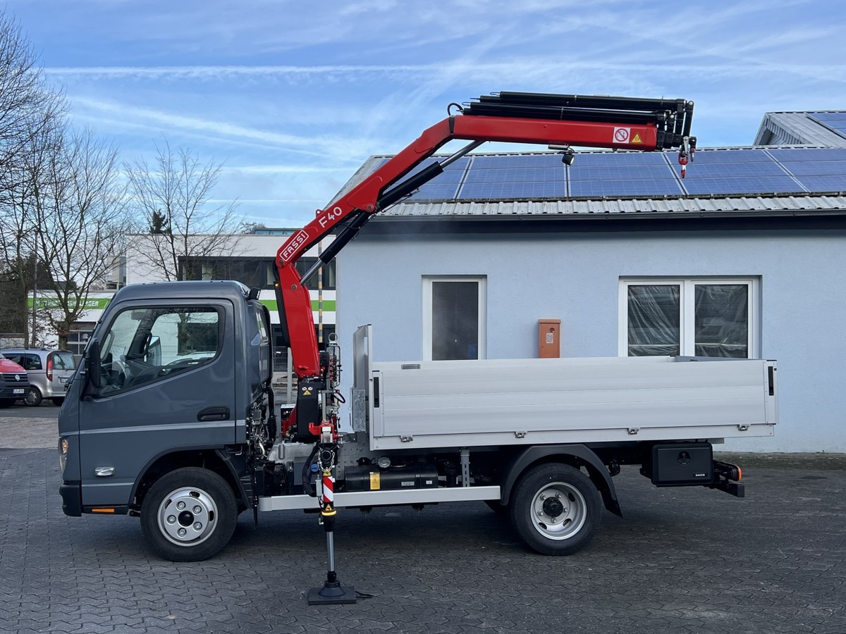 FUSO 6S15 Pritsche 3.0m Kran 4xhydr. Funk! - Dodávka valník: obrázek 3 FUSO 6S15 Pritsche 3.0m Kran 4xhydr. Funk! - Dodávka valník: obrázek 3