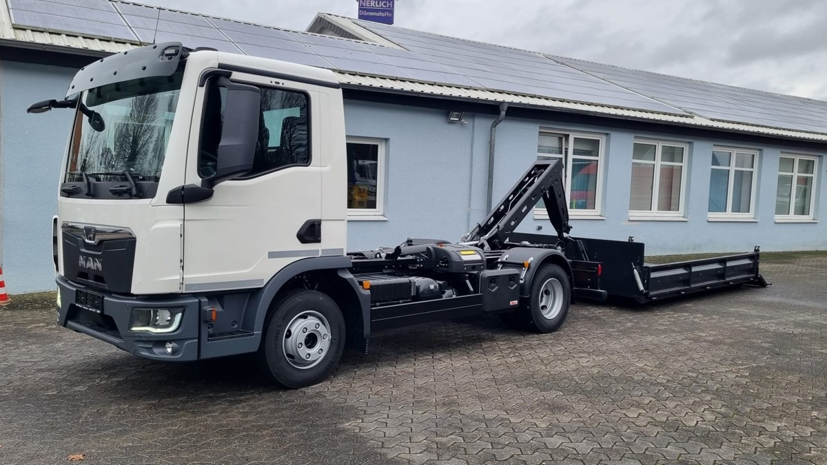 MAN TGL 12.220 BL NEU City Abrollkipper 8t TipMatic - Hákový nosič kontejnerů: obrázek 1 MAN TGL 12.220 BL NEU City Abrollkipper 8t TipMatic - Hákový nosič kontejnerů: obrázek 1