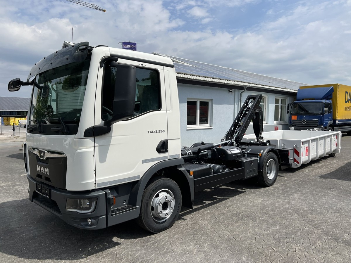 MAN TGL 12.250 BL NEU City Abrollkipper PowerMatic s - Hákový nosič kontejnerů: obrázek 1 MAN TGL 12.250 BL NEU City Abrollkipper PowerMatic s - Hákový nosič kontejnerů: obrázek 1