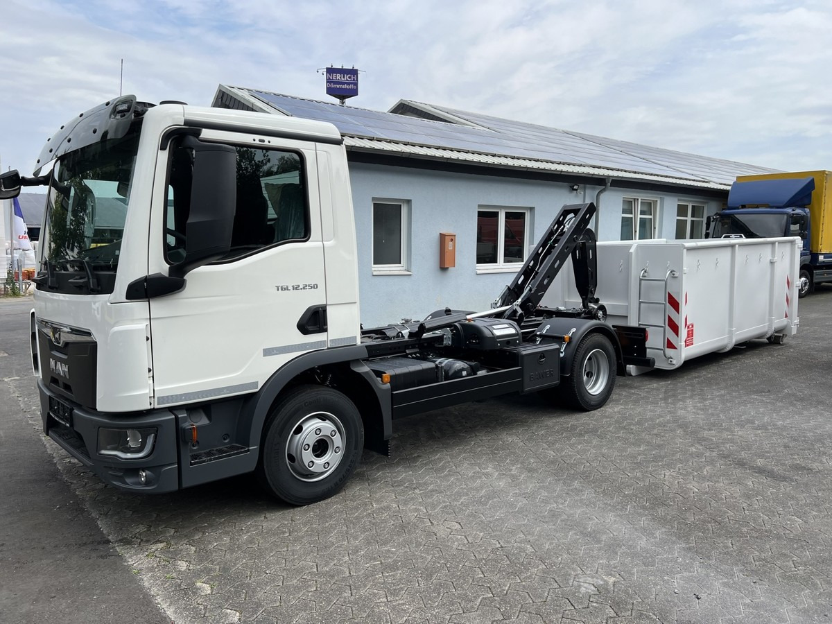 MAN TGL 12.250 BL NEU City Abrollkipper PowerMatic s - Hákový nosič kontejnerů: obrázek 5 MAN TGL 12.250 BL NEU City Abrollkipper PowerMatic s - Hákový nosič kontejnerů: obrázek 5