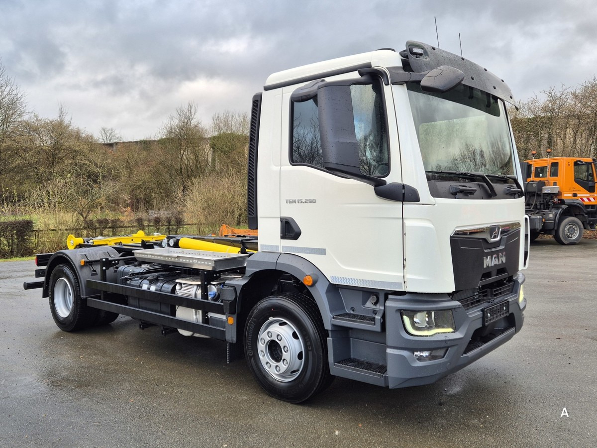 MAN TGM 15.290 BL Abrollkipper PowerMatic Standheiz. - Hákový nosič kontejnerů: obrázek 2 MAN TGM 15.290 BL Abrollkipper PowerMatic Standheiz. - Hákový nosič kontejnerů: obrázek 2