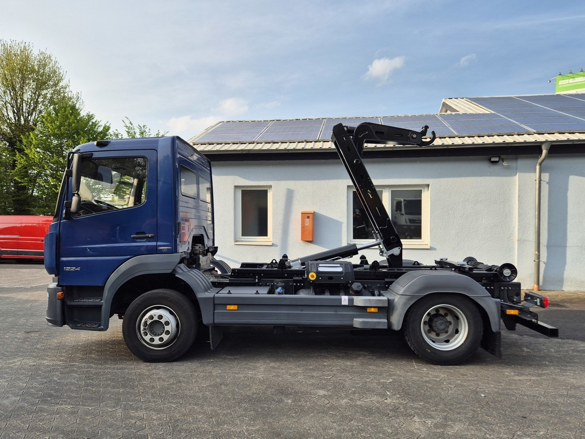 MERCEDES-BENZ 1224 L Atego City Abrollkipper NEU AHK Euro 6 - Hákový nosič kontejnerů: obrázek 1 MERCEDES-BENZ 1224 L Atego City Abrollkipper NEU AHK Euro 6 - Hákový nosič kontejnerů: obrázek 1
