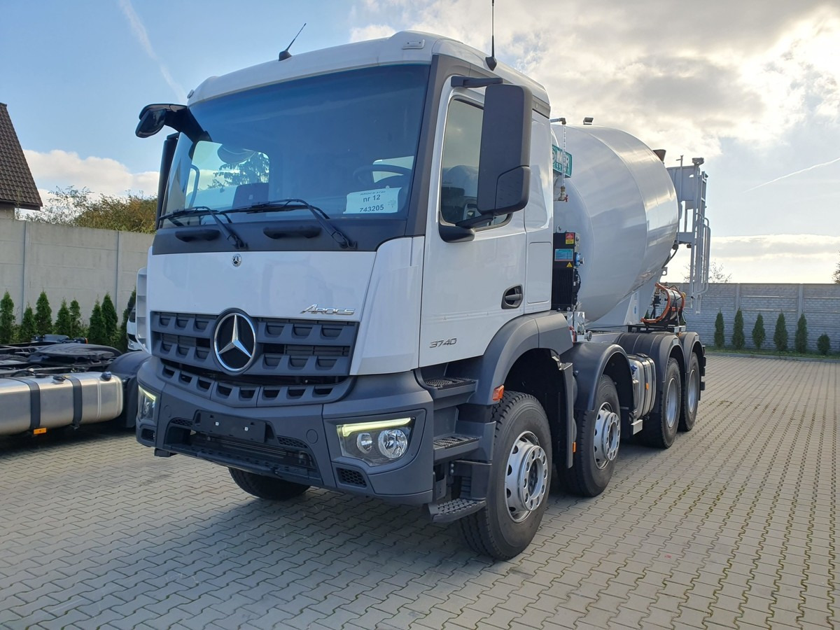 MERCEDES-BENZ Arocs 3740 8x4 Betonmischer IMER ORU LT105 H 10m - Autodomíchávač: obrázek 1 MERCEDES-BENZ Arocs 3740 8x4 Betonmischer IMER ORU LT105 H 10m - Autodomíchávač: obrázek 1
