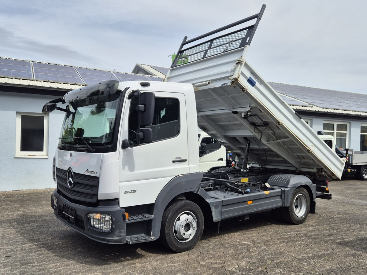 MERCEDES-BENZ Atego 823 3-Seiten Kipper Meiller 2 x AHK - Dodávka sklápěč: obrázek 1 MERCEDES-BENZ Atego 823 3-Seiten Kipper Meiller 2 x AHK - Dodávka sklápěč: obrázek 1