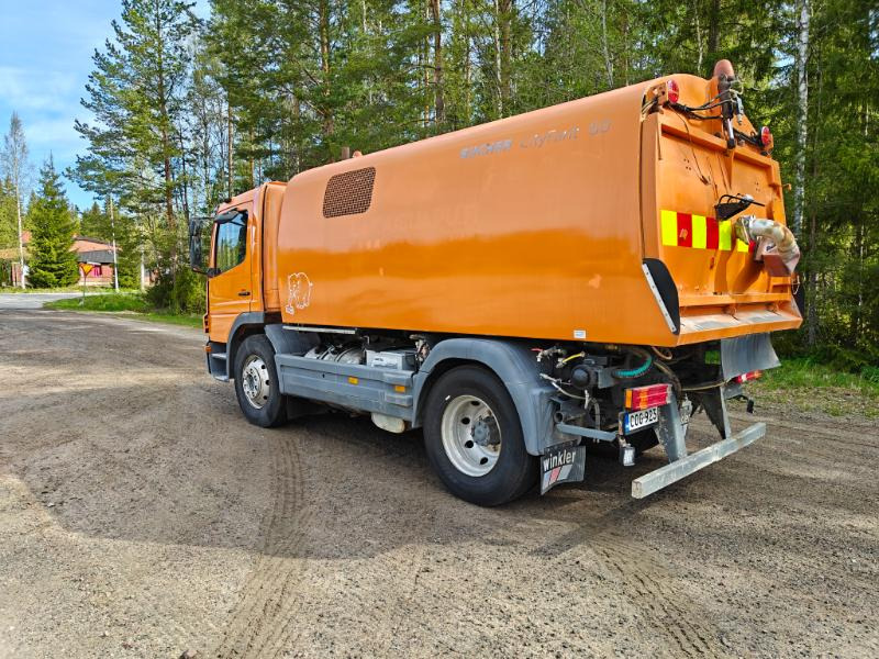 Bucher Cityfant 60 MB Atego - Zametací vůz: obrázek 4 Bucher Cityfant 60 MB Atego - Zametací vůz: obrázek 4
