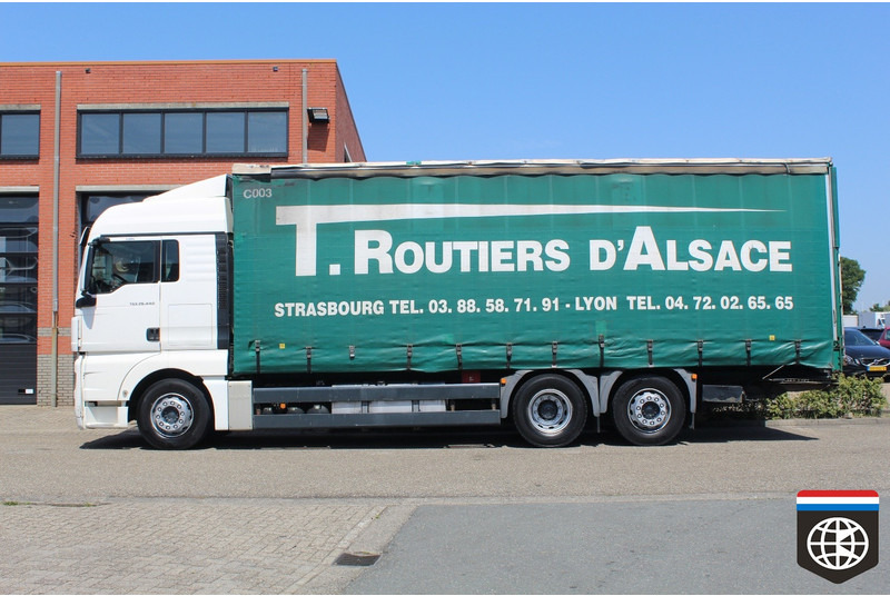 MAN TGX 26 440 RETARDER - NIGHT A/C - Plachtový nákladní auto: obrázek 3 MAN TGX 26 440 RETARDER - NIGHT A/C - Plachtový nákladní auto: obrázek 3