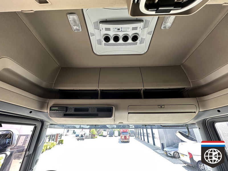 Scania R 410 Retarder / SLIDE ROOF / night ac / CLEAN TRUCK - Plachtový nákladní auto: obrázek 5 Scania R 410 Retarder / SLIDE ROOF / night ac / CLEAN TRUCK - Plachtový nákladní auto: obrázek 5