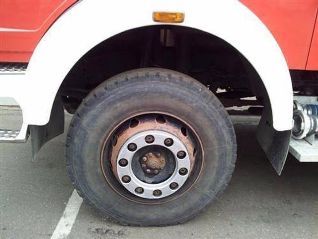 Mercedes-Benz 1019 AF 36 - Hasičský vůz: obrázek 5 Mercedes-Benz 1019 AF 36 - Hasičský vůz: obrázek 5