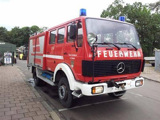Mercedes-Benz 1019 AF 36 - Hasičský vůz: obrázek 1 Mercedes-Benz 1019 AF 36 - Hasičský vůz: obrázek 1
