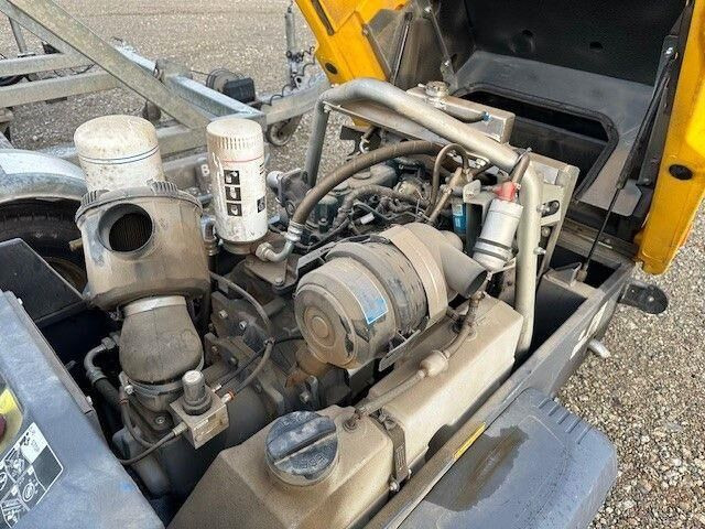 Atlas-Copco XAS38, Kompressor, 7bar, Kubota, neuer Zustand - Mobilní kompresor: obrázek 4 Atlas-Copco XAS38, Kompressor, 7bar, Kubota, neuer Zustand - Mobilní kompresor: obrázek 4