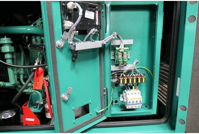 Cummins Stromgenerator, 10 kVA, Sofort verfügbar - Elektrický generátor: obrázek 4 Cummins Stromgenerator, 10 kVA, Sofort verfügbar - Elektrický generátor: obrázek 4