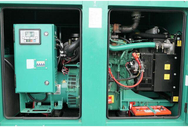 Cummins Stromgenerator, 40 kVA, sofort vefügbar - Elektrický generátor: obrázek 2 Cummins Stromgenerator, 40 kVA, sofort vefügbar - Elektrický generátor: obrázek 2