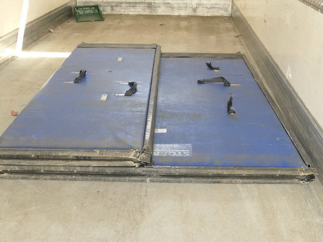 Isolierter Koffer, 7.350mm lang, Trennwand - Skříňový nákladní auto: obrázek 5 Isolierter Koffer, 7.350mm lang, Trennwand - Skříňový nákladní auto: obrázek 5