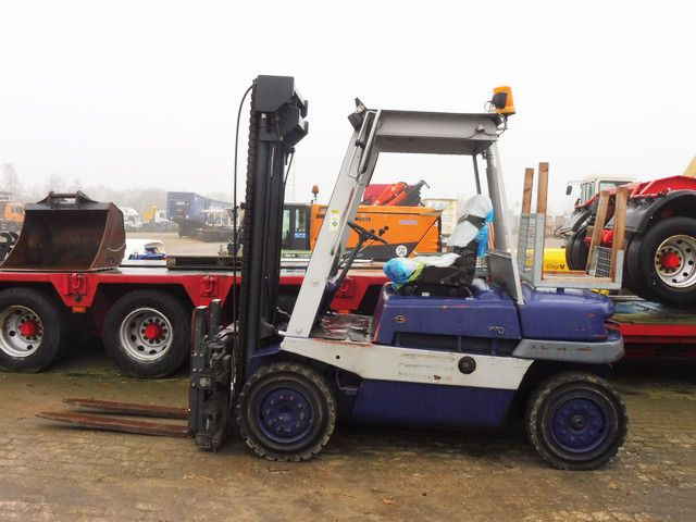 Linde H40D, Hubkraft 4to., 850Std., Hubhöhe 3,25m - Dieselový vysokozdvižný vozík: obrázek 2 Linde H40D, Hubkraft 4to., 850Std., Hubhöhe 3,25m - Dieselový vysokozdvižný vozík: obrázek 2