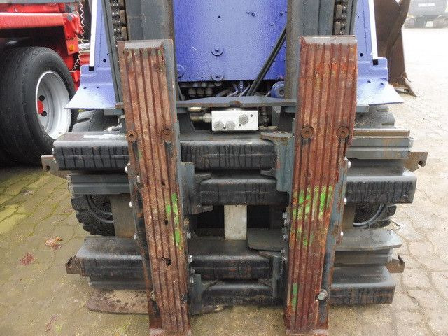 Linde H40D, Hubkraft 4to., 850Std., Hubhöhe 3,25m - Dieselový vysokozdvižný vozík: obrázek 4 Linde H40D, Hubkraft 4to., 850Std., Hubhöhe 3,25m - Dieselový vysokozdvižný vozík: obrázek 4