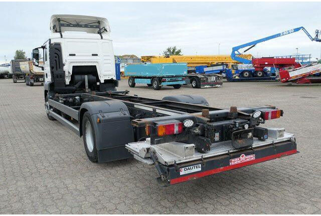 MAN 18.330 TGS 4x2, BDF, LBW 2.0to., Liege, Luftfed. - Podvozek s kabinou: obrázek 3 MAN 18.330 TGS 4x2, BDF, LBW 2.0to., Liege, Luftfed. - Podvozek s kabinou: obrázek 3