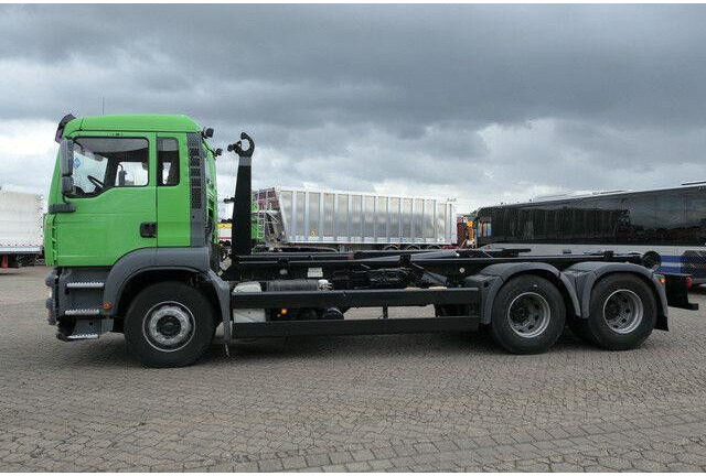 MAN 26.390 TGA BL 6x4, VDL S-21 6200, Klima, Luftfe. - Hákový nosič kontejnerů: obrázek 4 MAN 26.390 TGA BL 6x4, VDL S-21 6200, Klima, Luftfe. - Hákový nosič kontejnerů: obrázek 4