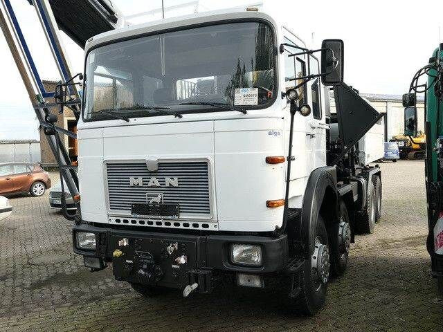 MAN 34.440 8x8, Allrad, Kran, 2x Seilwinde, 2x AHK - Nákladní automobil valníkový/ Plošinový: obrázek 5 MAN 34.440 8x8, Allrad, Kran, 2x Seilwinde, 2x AHK - Nákladní automobil valníkový/ Plošinový: obrázek 5