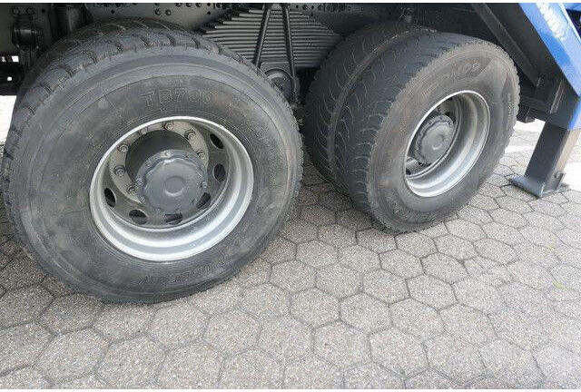 MAN 41.480 TGS BB-WW 8x4, gr. Federpaket, 38tkm, AC - Podvozek s kabinou: obrázek 5 MAN 41.480 TGS BB-WW 8x4, gr. Federpaket, 38tkm, AC - Podvozek s kabinou: obrázek 5