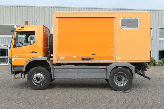 Mercedes-Benz 1518 A Atego 4X4, Klima, AHK, Allrad, Rolltor - Skříňový nákladní auto: obrázek 2 Mercedes-Benz 1518 A Atego 4X4, Klima, AHK, Allrad, Rolltor - Skříňový nákladní auto: obrázek 2