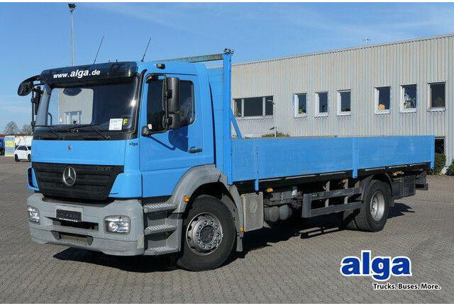 Mercedes-Benz 1824 L Axor 4x2, 3. Sitz, AHK, Gerüstbau, Klima - Nákladní automobil valníkový/ Plošinový: obrázek 1 Mercedes-Benz 1824 L Axor 4x2, 3. Sitz, AHK, Gerüstbau, Klima - Nákladní automobil valníkový/ Plošinový: obrázek 1