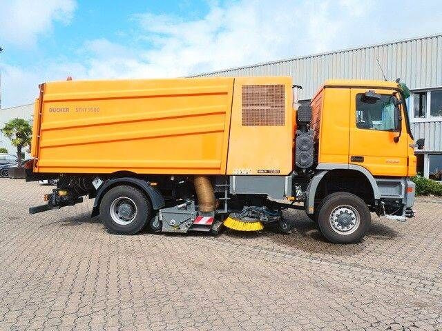 Mercedes-Benz 2032 A Actros 4x4, Bucher STKF 9500, Airport, AC - Zametací vůz: obrázek 2 Mercedes-Benz 2032 A Actros 4x4, Bucher STKF 9500, Airport, AC - Zametací vůz: obrázek 2