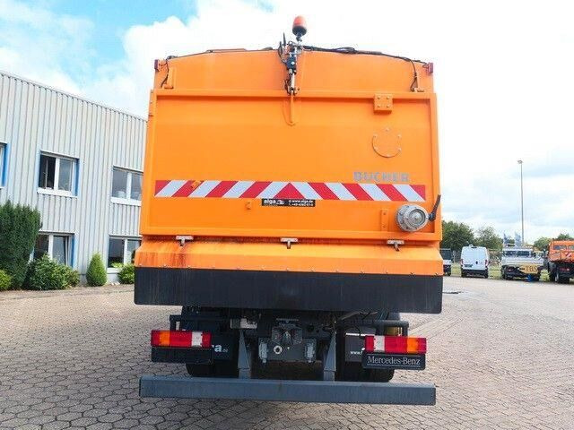 Mercedes-Benz 2032 A Actros 4x4, Bucher STKF 9500, Airport, AC - Zametací vůz: obrázek 4 Mercedes-Benz 2032 A Actros 4x4, Bucher STKF 9500, Airport, AC - Zametací vůz: obrázek 4