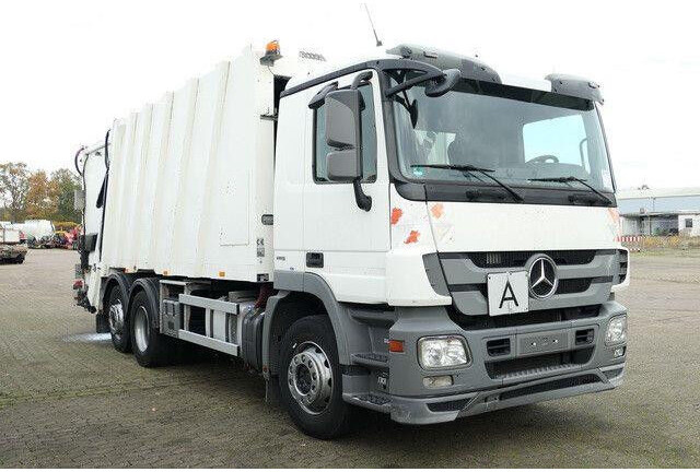 Mercedes-Benz 2532 L Actros 6x2, Faun, Variopress, Zöller, AC - Vůz na odvoz odpadků: obrázek 3 Mercedes-Benz 2532 L Actros 6x2, Faun, Variopress, Zöller, AC - Vůz na odvoz odpadků: obrázek 3