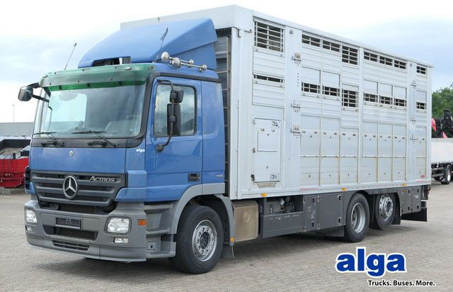 Mercedes-Benz 2541 L Actros 6x2, Finkl, 3 Stock,Kombi Liner XL - Auto na přepravu koní: obrázek 1 Mercedes-Benz 2541 L Actros 6x2, Finkl, 3 Stock,Kombi Liner XL - Auto na přepravu koní: obrázek 1
