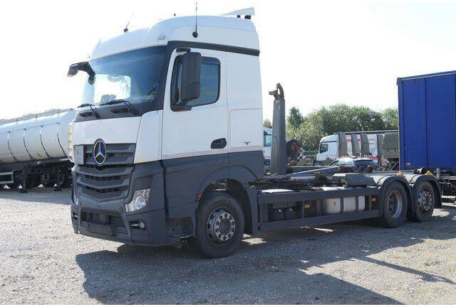 Mercedes-Benz 2543 L Actros 6x2, Meiler RK 21.70, Lenk-Lift - Hákový nosič kontejnerů: obrázek 5 Mercedes-Benz 2543 L Actros 6x2, Meiler RK 21.70, Lenk-Lift - Hákový nosič kontejnerů: obrázek 5