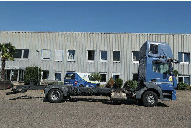 Mercedes-Benz 918 L Atego 4x2, Nebenantrieb, Standklima - Podvozek s kabinou: obrázek 2 Mercedes-Benz 918 L Atego 4x2, Nebenantrieb, Standklima - Podvozek s kabinou: obrázek 2