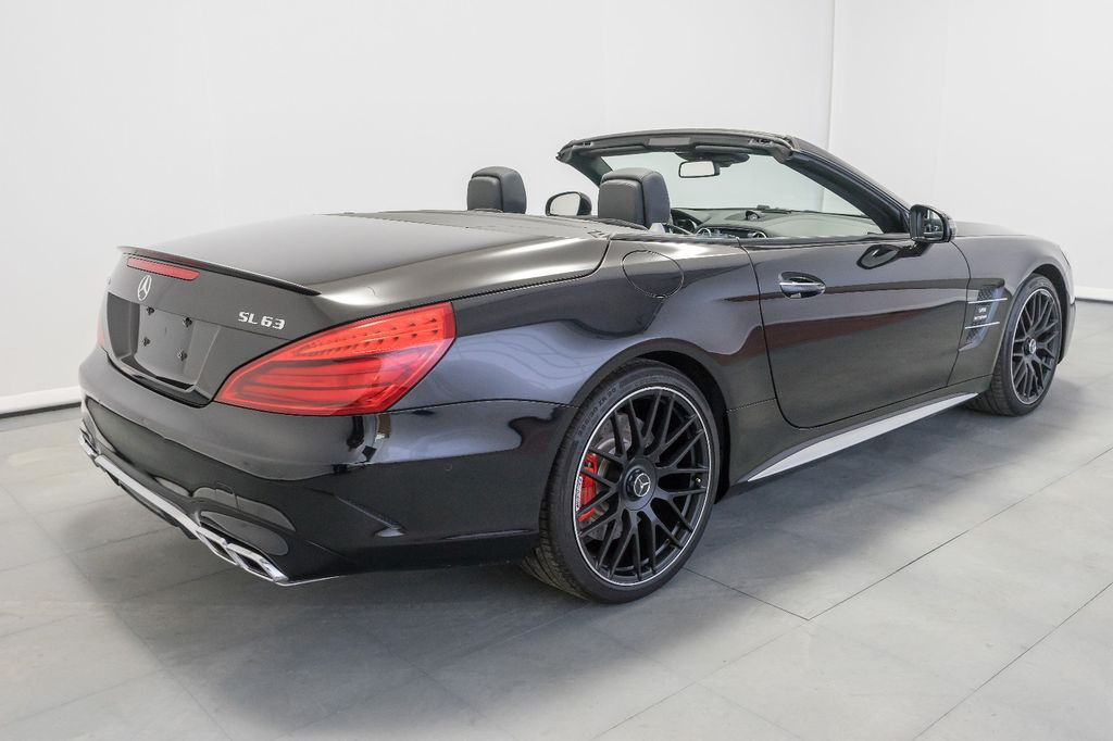 Mercedes-Benz SL 63 AMG/Carbon/Top/TÜV+Service neu!!! - Osobní auto: obrázek 4 Mercedes-Benz SL 63 AMG/Carbon/Top/TÜV+Service neu!!! - Osobní auto: obrázek 4