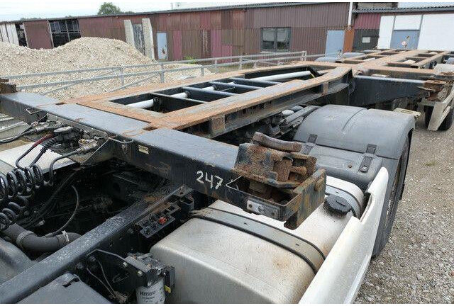 Pacton TXC343, 2x20/1x20/1x30/1x40/1x45 Fuß Container - Podvalníkový návěs: obrázek 4 Pacton TXC343, 2x20/1x20/1x30/1x40/1x45 Fuß Container - Podvalníkový návěs: obrázek 4