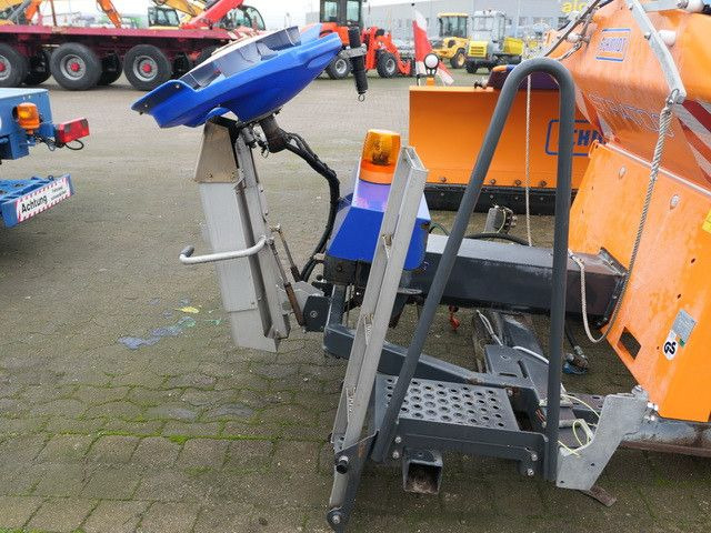 Schmidt STRATOS S11, Salzstreuer, 1,1m³, 2 bis 6m - Sypač písku/ Soli: obrázek 5 Schmidt STRATOS S11, Salzstreuer, 1,1m³, 2 bis 6m - Sypač písku/ Soli: obrázek 5