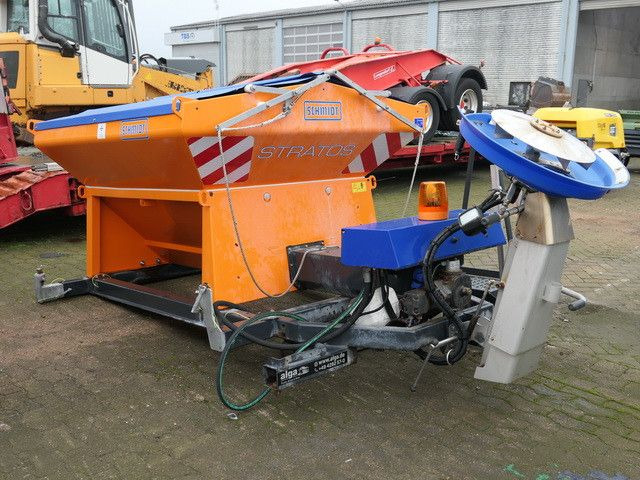 Schmidt STRATOS S11, Salzstreuer, 1,1m³, 2 bis 6m - Sypač písku/ Soli: obrázek 3 Schmidt STRATOS S11, Salzstreuer, 1,1m³, 2 bis 6m - Sypač písku/ Soli: obrázek 3