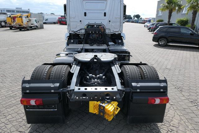 Mercedes-Benz 1836 LS Actros 4x2, ADR, Navi, Klima, 2.000km - Tahač: obrázek 4 Mercedes-Benz 1836 LS Actros 4x2, ADR, Navi, Klima, 2.000km - Tahač: obrázek 4