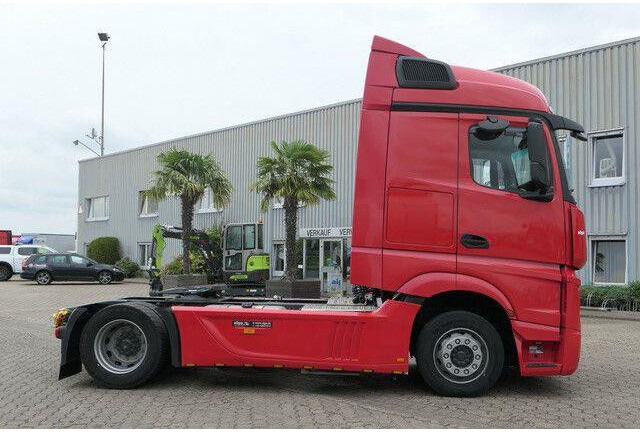 Mercedes-Benz 1842 LS Actros 4x2, Retarder, Voll-Luft, Klima - Tahač: obrázek 2 Mercedes-Benz 1842 LS Actros 4x2, Retarder, Voll-Luft, Klima - Tahač: obrázek 2