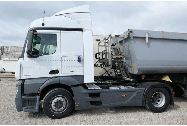 Mercedes-Benz 1843 LS Actros, MP4, Retarder, 2x Tank, Spoiler - Tahač: obrázek 2 Mercedes-Benz 1843 LS Actros, MP4, Retarder, 2x Tank, Spoiler - Tahač: obrázek 2