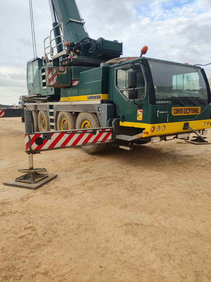 LIEBHERR LTM 1055 3.2 - Stavební technika: obrázek 1 LIEBHERR LTM 1055 3.2 - Stavební technika: obrázek 1