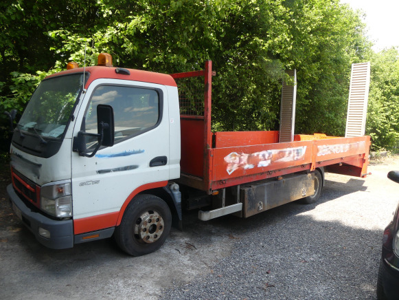 Camion Mitsubishi Canter Fuso ( vin : TYBFE84BG6DU17276) - Odtahovka: obrázek 1 Camion Mitsubishi Canter Fuso ( vin : TYBFE84BG6DU17276) - Odtahovka: obrázek 1