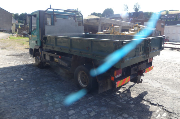 Camion benne Iveco ML 100 E15 (1997-112.669 km-VIN:ZCFA1AA0002205525) - Sklápěč: obrázek 4 Camion benne Iveco ML 100 E15 (1997-112.669 km-VIN:ZCFA1AA0002205525) - Sklápěč: obrázek 4