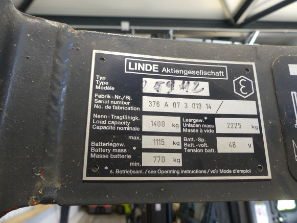 Chariot élévateur à mat rétractable Linde R 14 - Retrak: obrázek 5 Chariot élévateur à mat rétractable Linde R 14 - Retrak: obrázek 5