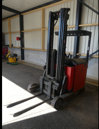 Chariot élévateur à mat rétractable Linde R 14 - Retrak: obrázek 1 Chariot élévateur à mat rétractable Linde R 14 - Retrak: obrázek 1