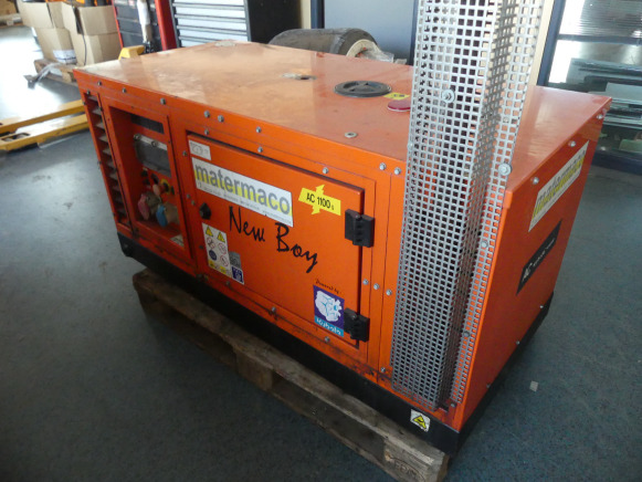Groupe électrogène diesel Kubota AC1100Q (new boy) - Elektrický generátor: obrázek 4 Groupe électrogène diesel Kubota AC1100Q (new boy) - Elektrický generátor: obrázek 4